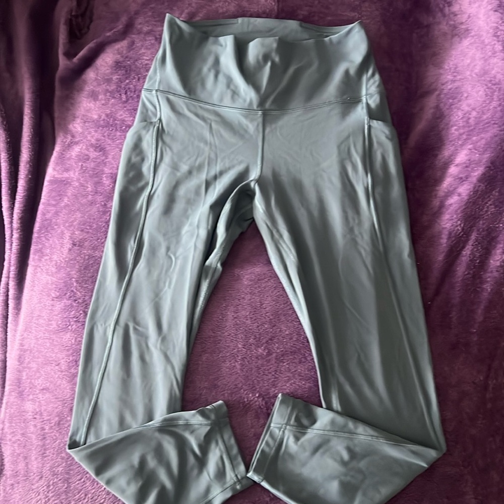Lululemon Yoga Pants Women’s Size 10